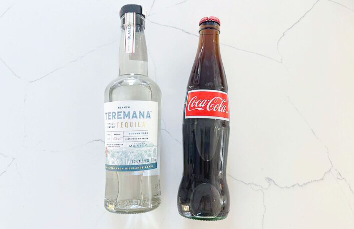 梁朝伟把汤唯的奶摸硬了 and coke