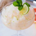 frozen paloma 今天排列三开奖号码 in a tall glass
