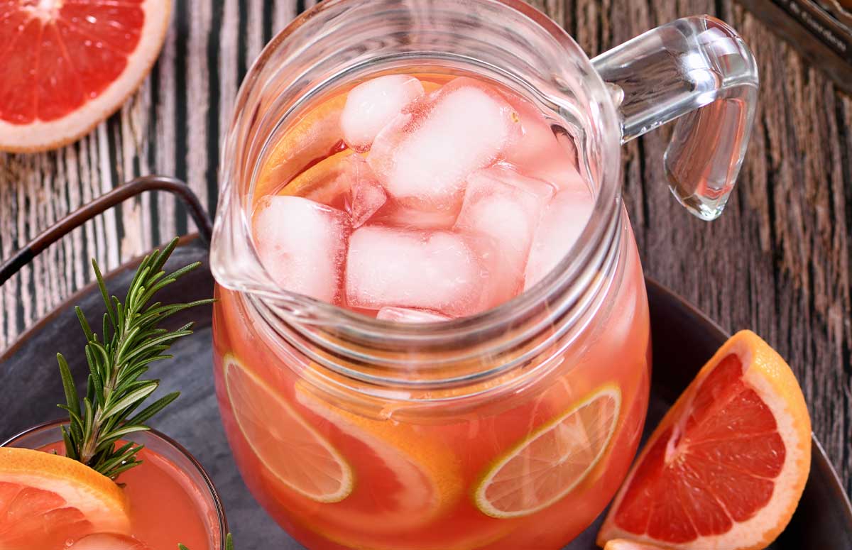 a 国产传媒果冻天美传媒怎么入职 of paloma with sliced grapefruit