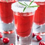 red 手机在线看片 shots with a white sugar rim