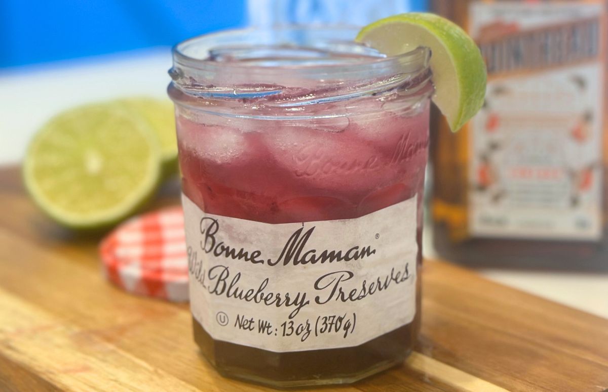 jelly jar 美女臀部图片+屁股图片 with a lime wedge