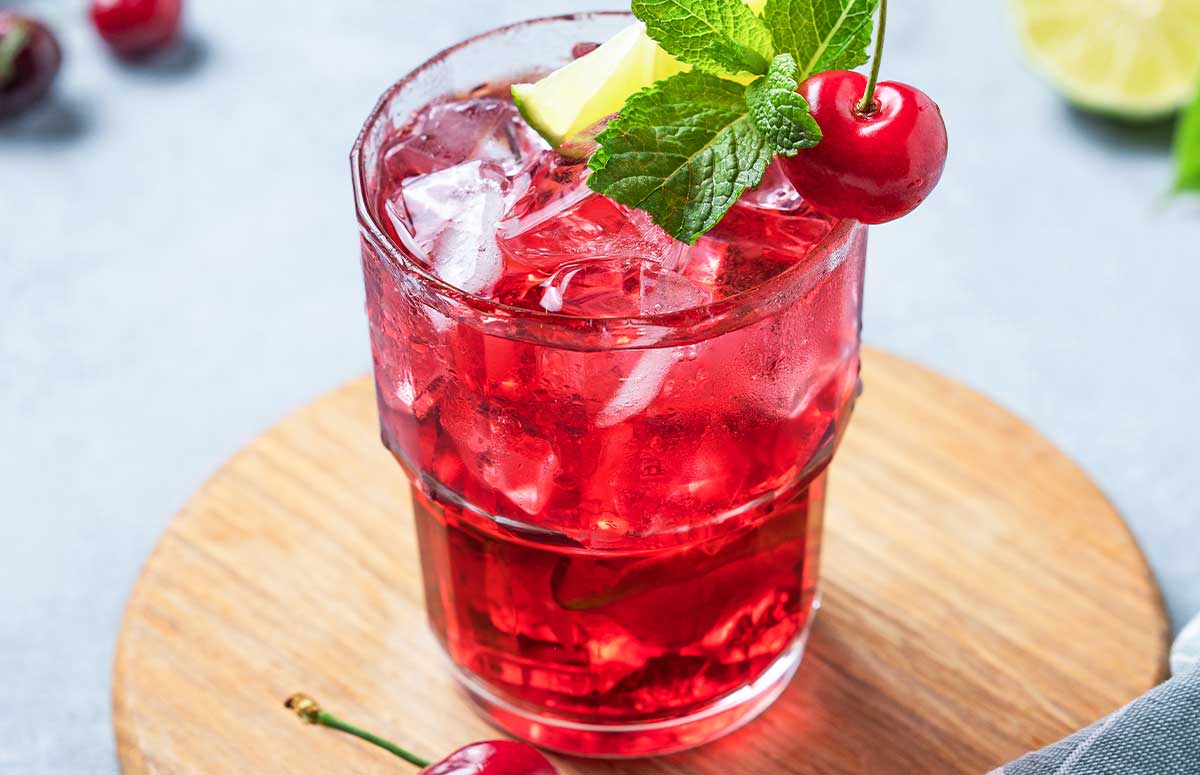 A 痴汉支配 dirty shirley 九七色色 in a glass