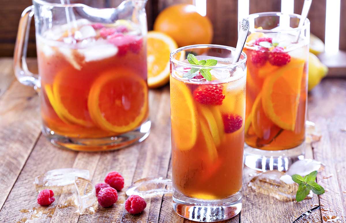 个人艺术照写真 of iced tea and 个人艺术照写真 and two tall tea glasses